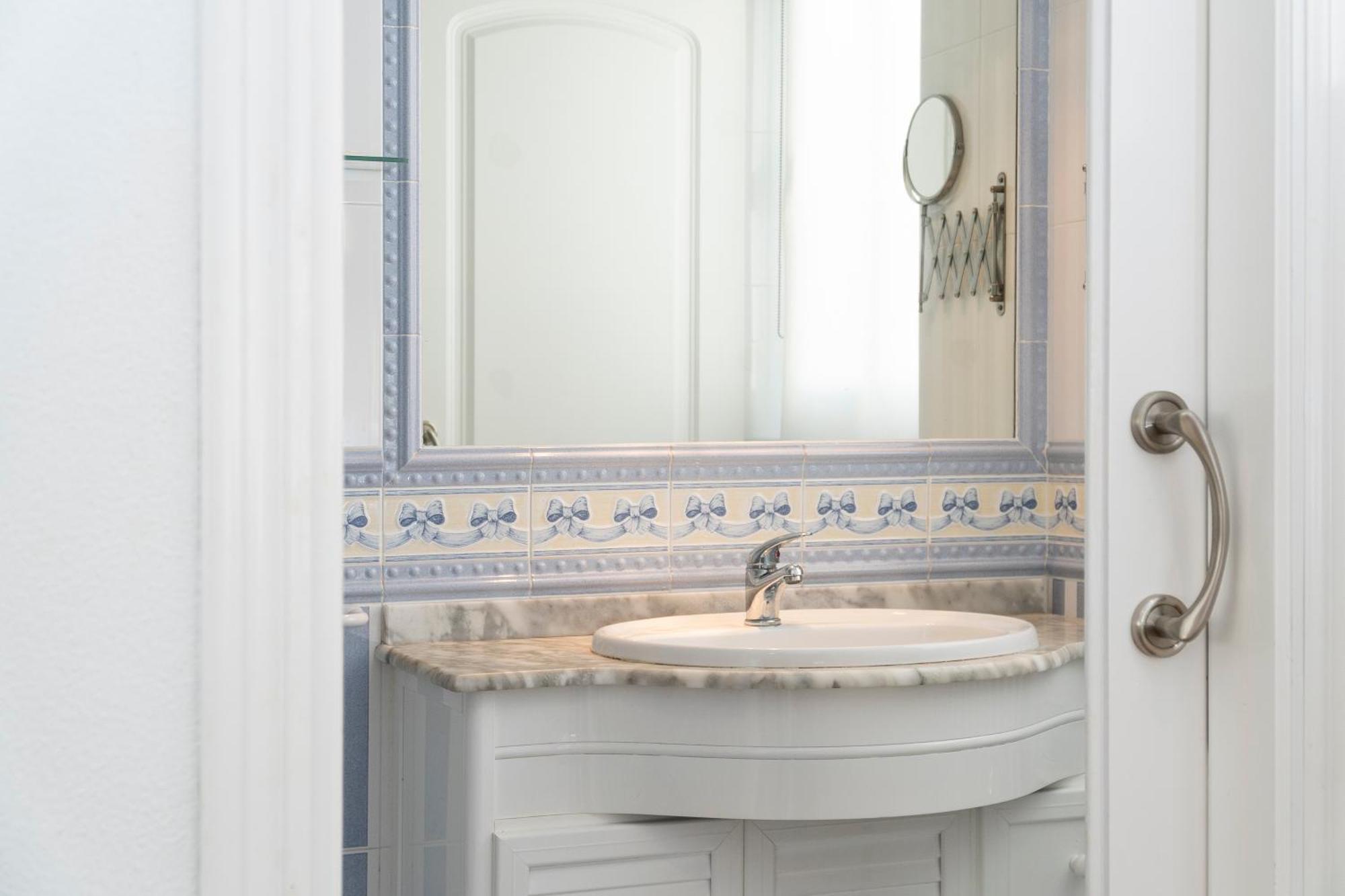 Coqueto Estudio Cadiz Bilik gambar